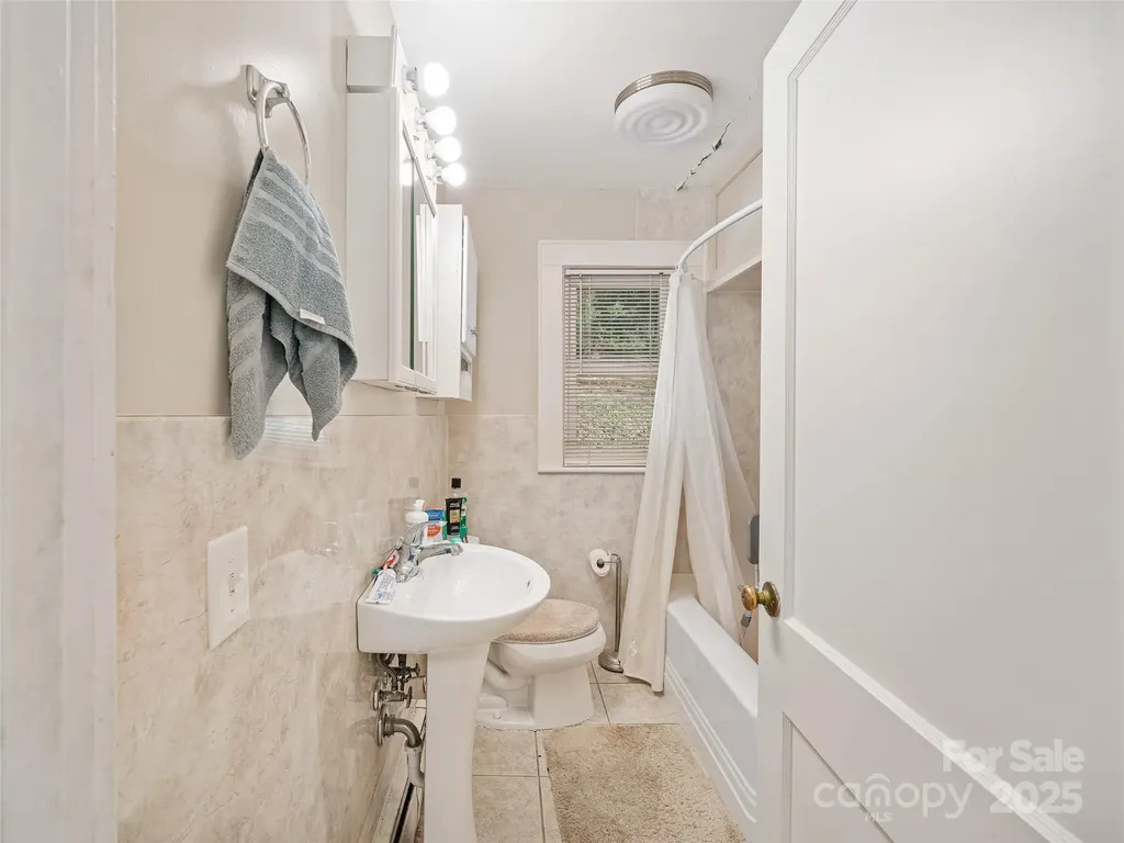35 Smith Ridge Drive Asheville NC 28803