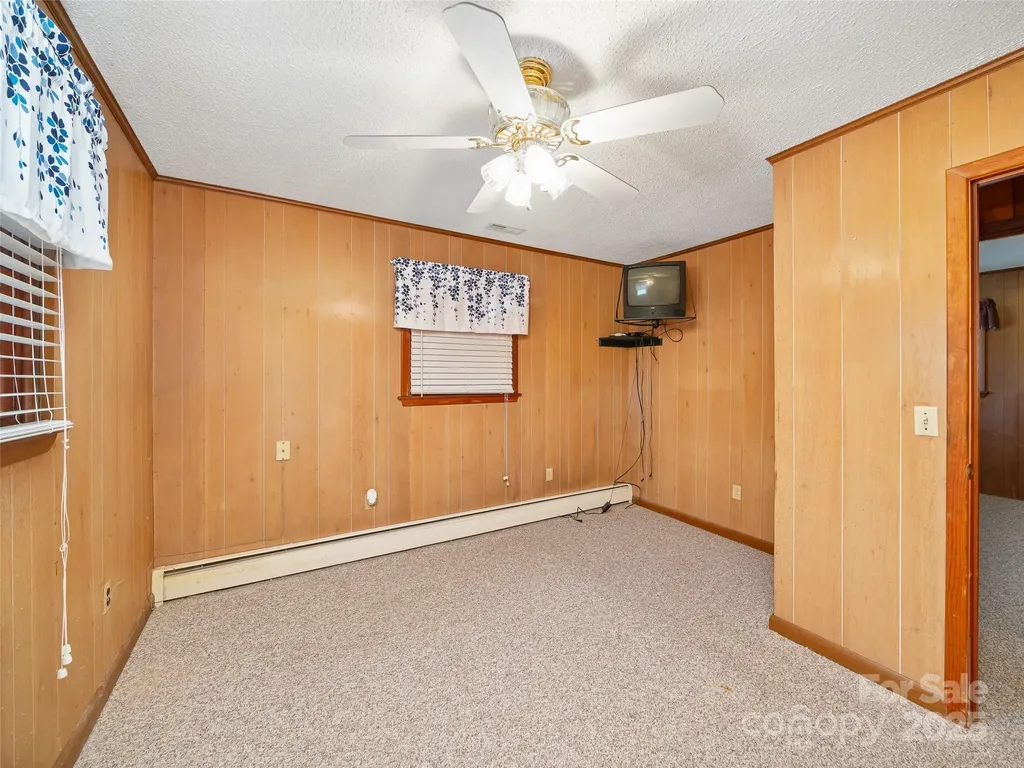 35 Smith Ridge Drive Asheville NC 28803