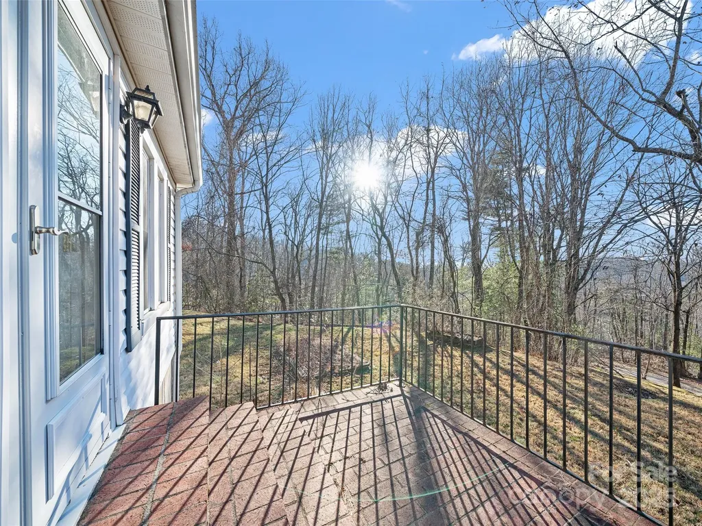 35 Smith Ridge Drive Asheville NC 28803