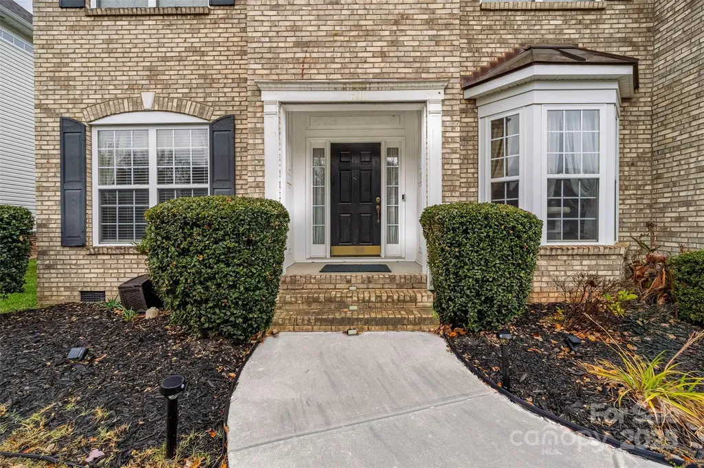 1728 Copperplate Road Charlotte NC 28262
