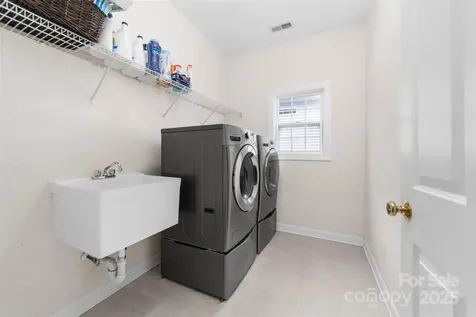 1728 Copperplate Road Charlotte NC 28262