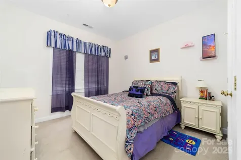 1728 Copperplate Road Charlotte NC 28262