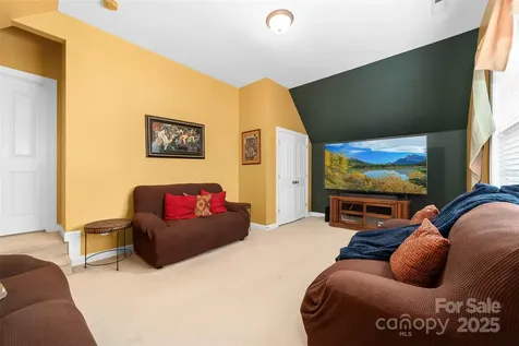 1728 Copperplate Road Charlotte NC 28262