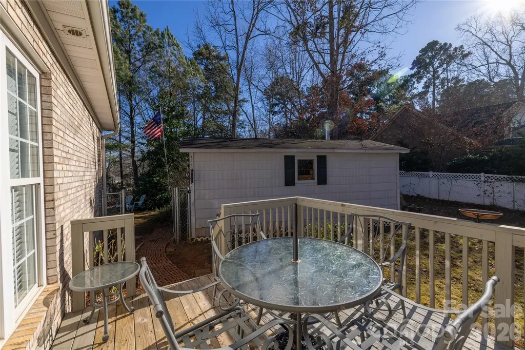 10806 Willow Oak Road Norwood NC 28128