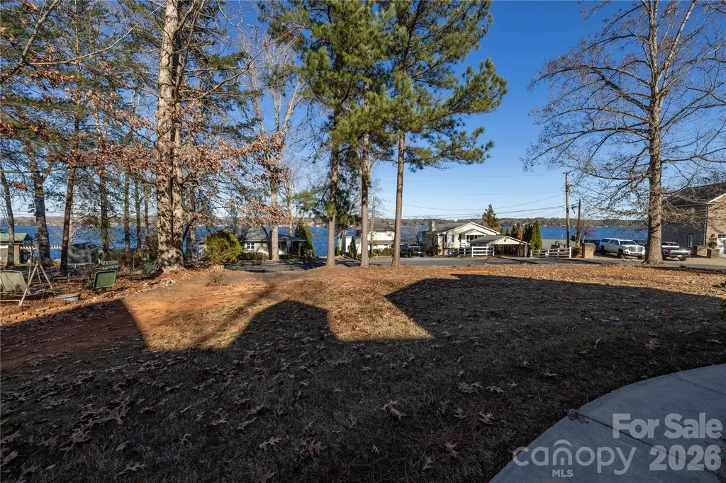 10806 Willow Oak Road Norwood NC 28128