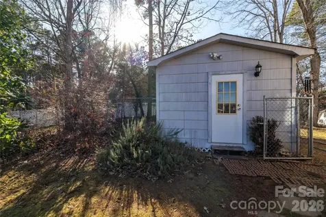 10806 Willow Oak Road Norwood NC 28128