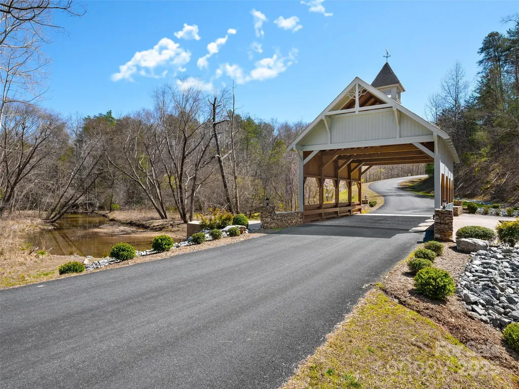 000 South Cove Road Mill Spring NC 28756