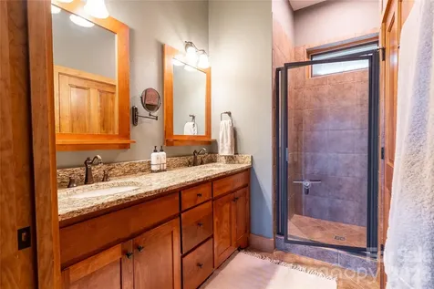 100 Saddle Notch Lane Tuckasegee NC 28783