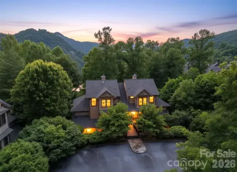 100 Saddle Notch Lane Tuckasegee NC 28783