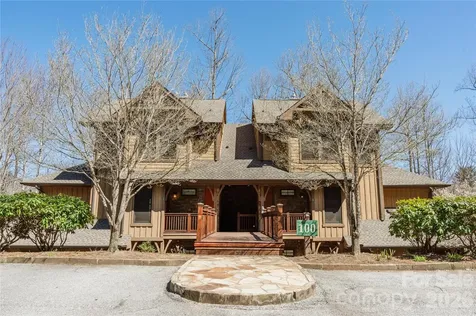 100 Saddle Notch Lane Tuckasegee NC 28783