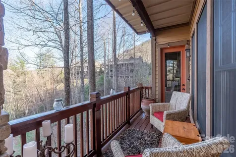 100 Saddle Notch Lane Tuckasegee NC 28783
