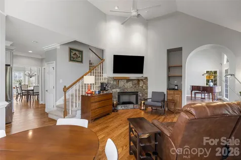 30 Winged Foot Court Spartanburg SC 29306