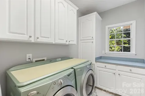 30 Winged Foot Court Spartanburg SC 29306