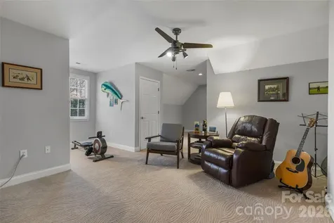 30 Winged Foot Court Spartanburg SC 29306