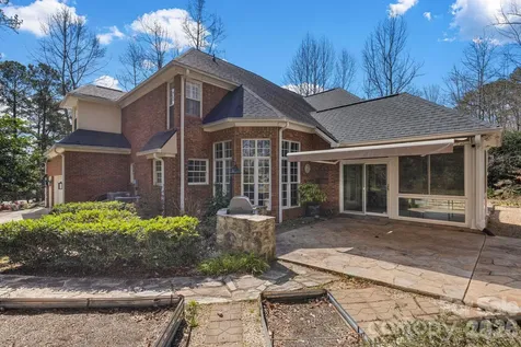 30 Winged Foot Court Spartanburg SC 29306