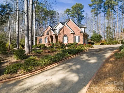 30 Winged Foot Court Spartanburg SC 29306