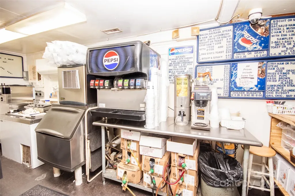 9140 Nc Hwy 90 Highway E Stony Point NC 28678