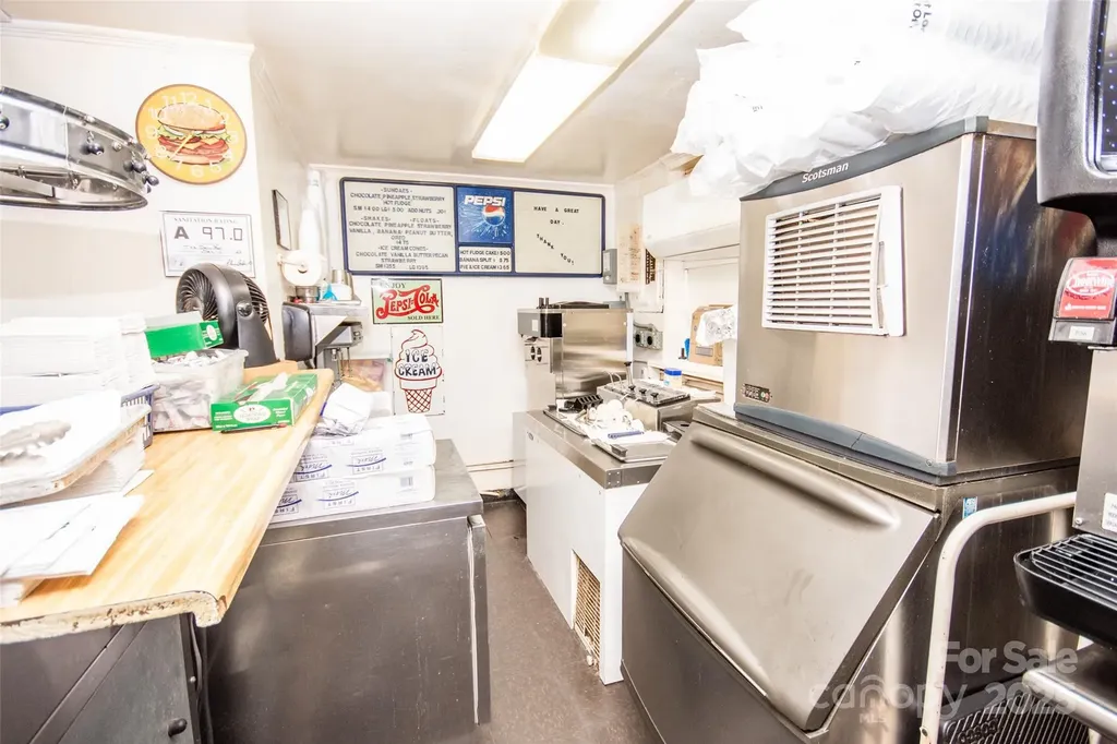 9140 Nc Hwy 90 Highway E Stony Point NC 28678