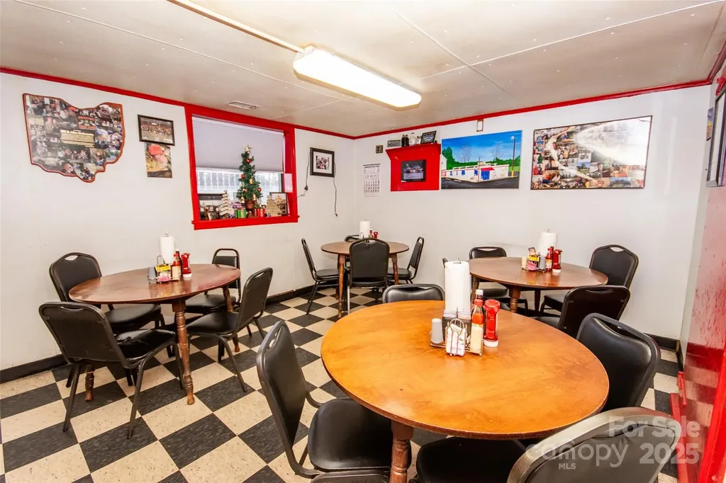 9140 Nc Hwy 90 Highway E Stony Point NC 28678