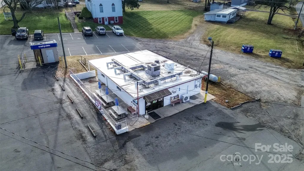 9140 Nc Hwy 90 Highway E Stony Point NC 28678