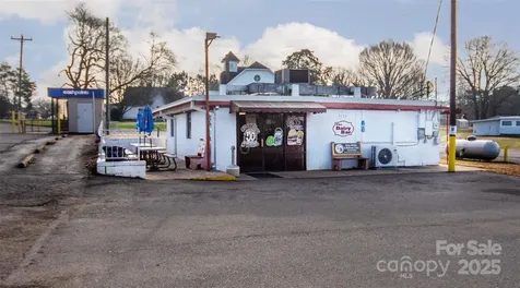 9140 Nc Hwy 90 Highway E Stony Point NC 28678