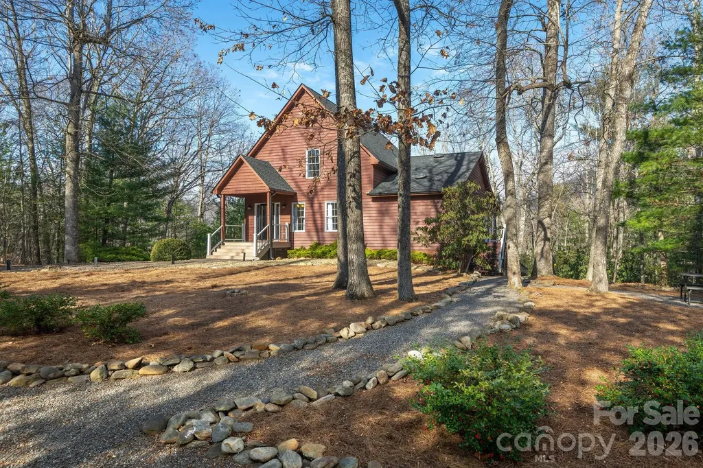 125 Buffalo Trail Asheville NC 28805