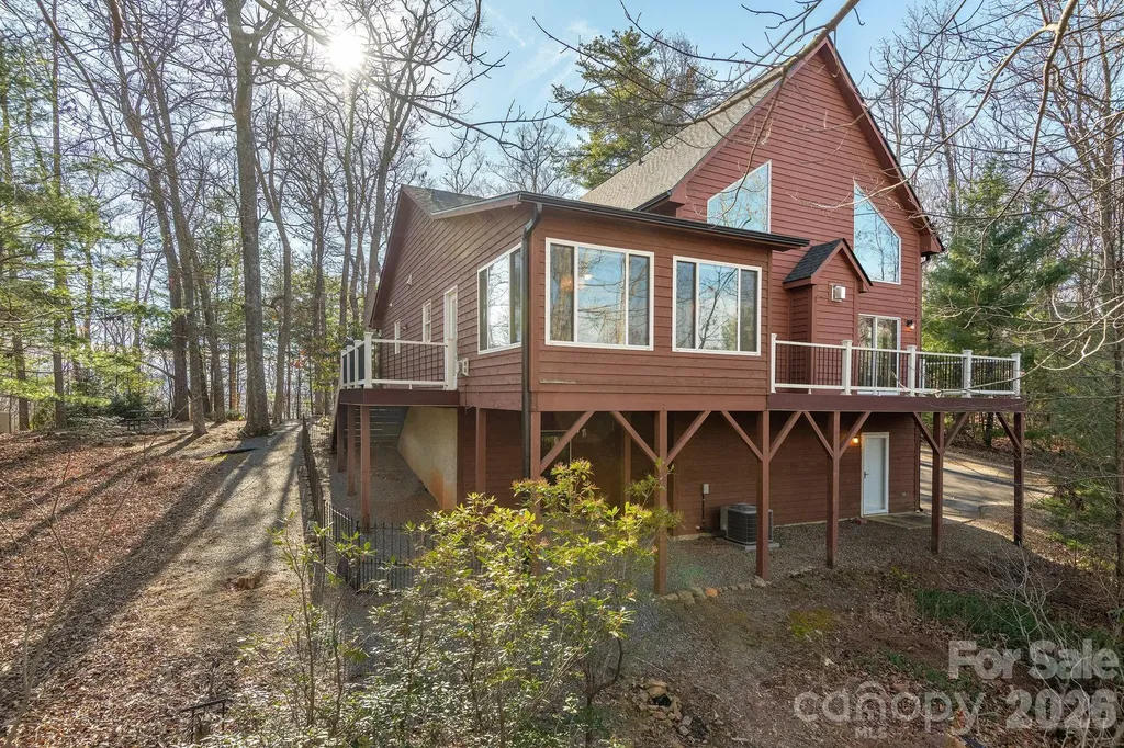 125 Buffalo Trail Asheville NC 28805