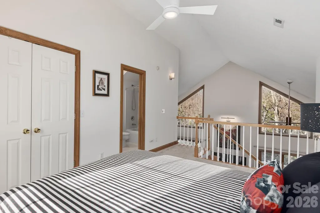 125 Buffalo Trail Asheville NC 28805