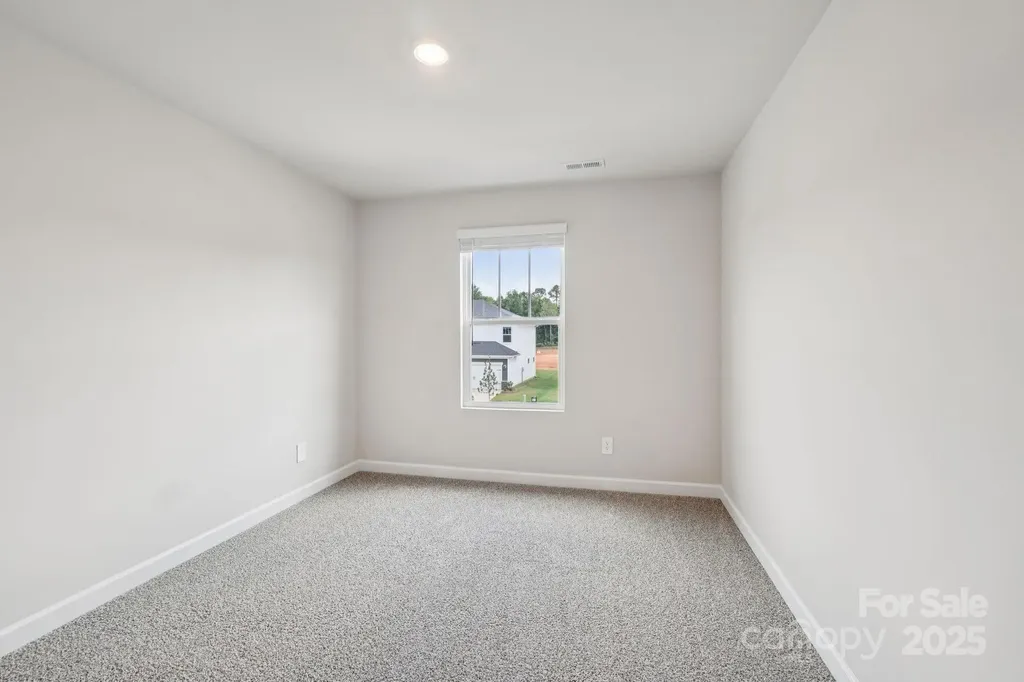 2073 Sunflower Circle Newton NC 28658