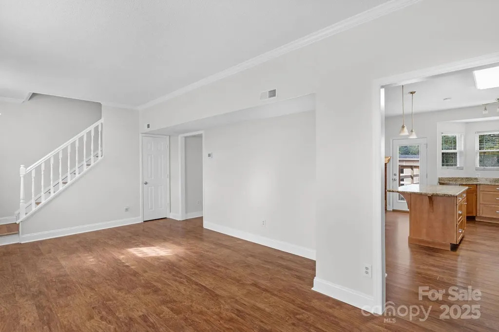 6109 Tartan Green Court Charlotte NC 28227