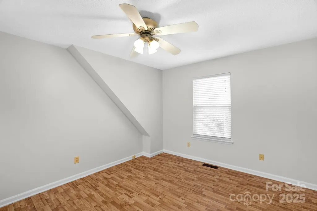 6109 Tartan Green Court Charlotte NC 28227