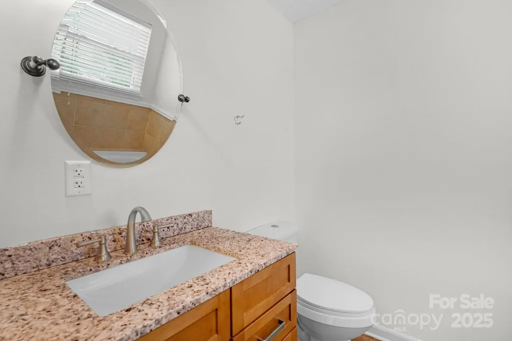 6109 Tartan Green Court Charlotte NC 28227