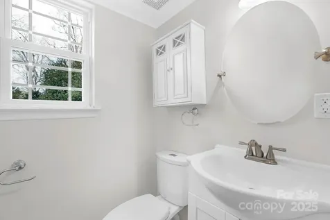 6109 Tartan Green Court Charlotte NC 28227