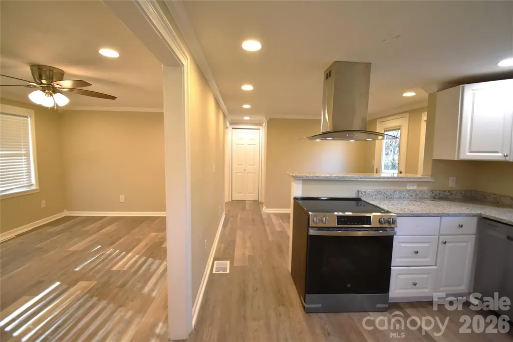2823 Jt Posse Drive Claremont NC 28610