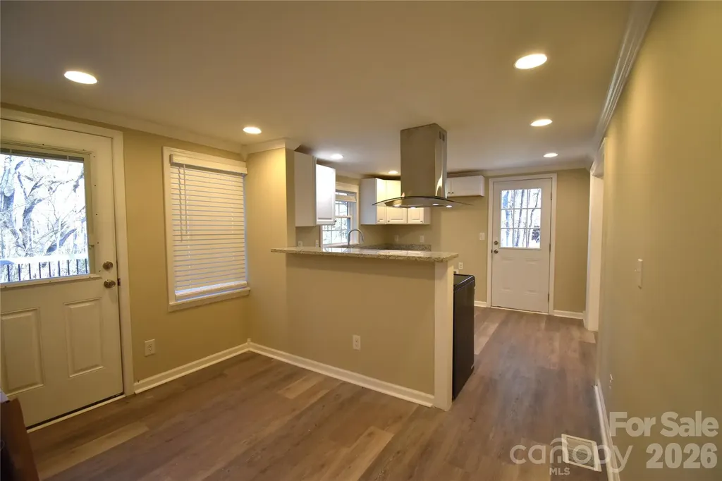 2823 Jt Posse Drive Claremont NC 28610