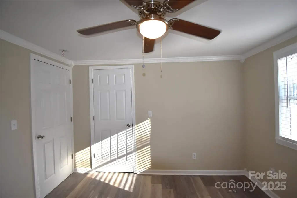 2823 Jt Posse Drive Claremont NC 28610