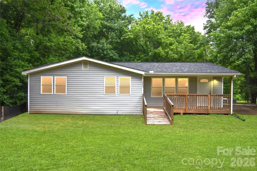 2823 Jt Posse Drive Claremont NC 28610