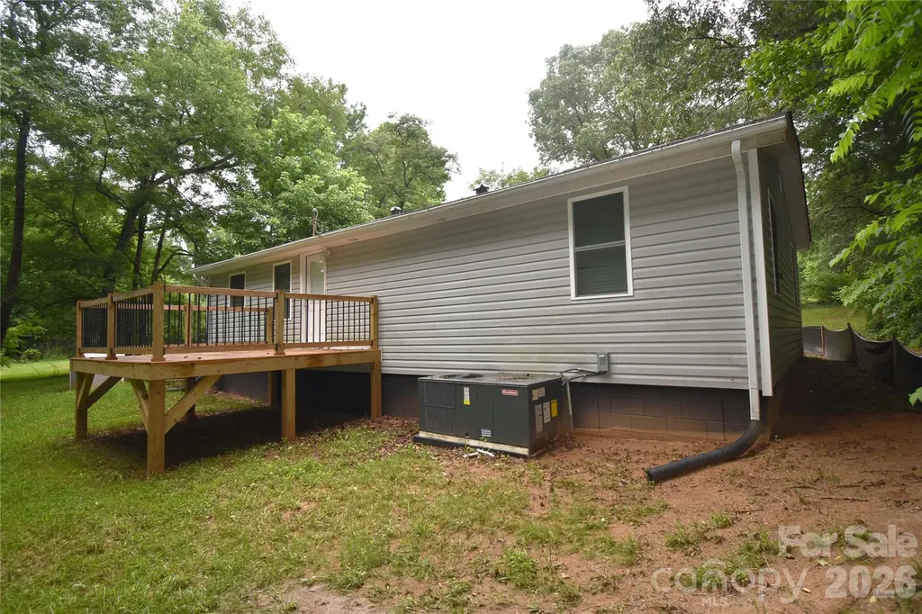 2823 Jt Posse Drive Claremont NC 28610