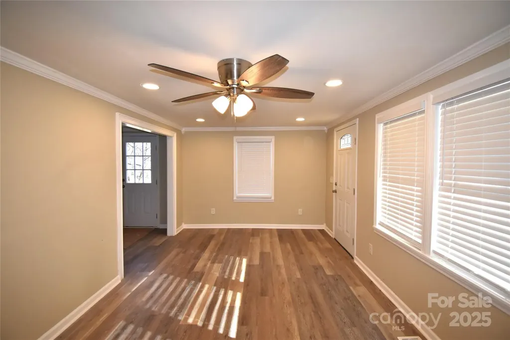 2823 Jt Posse Drive Claremont NC 28610