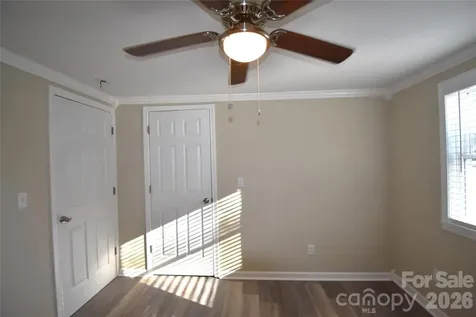 2823 Jt Posse Drive Claremont NC 28610