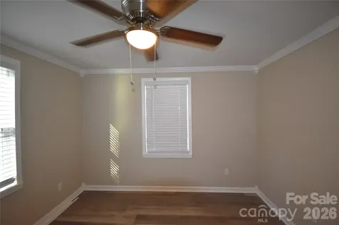 2823 Jt Posse Drive Claremont NC 28610