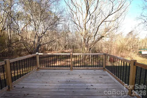 2823 Jt Posse Drive Claremont NC 28610