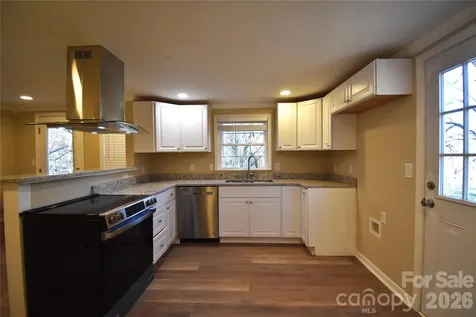 2823 Jt Posse Drive Claremont NC 28610