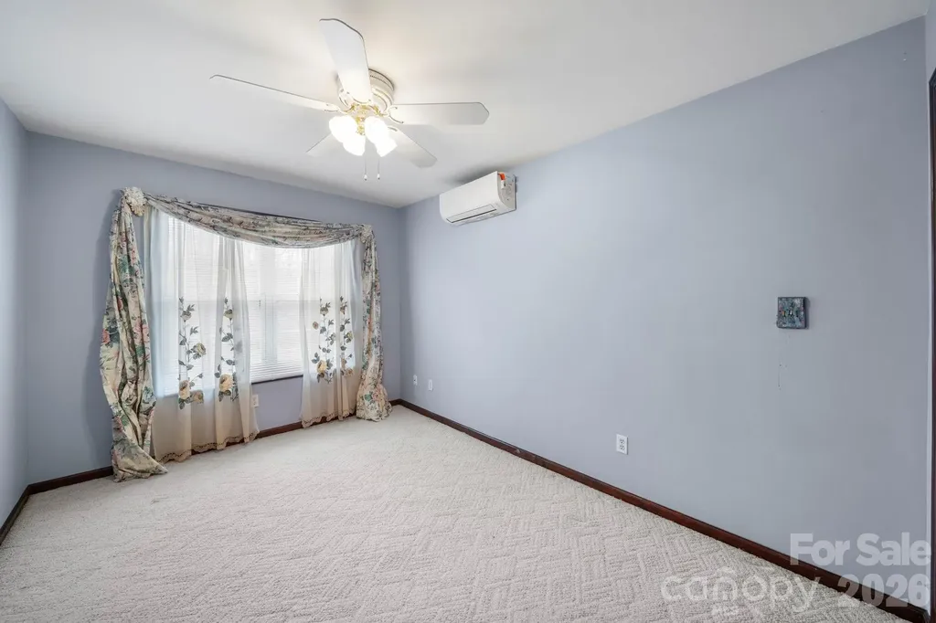6650 Dellwood Drive Kannapolis NC 28081