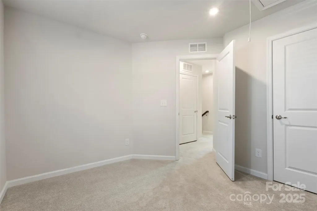 2016 Tupelo Grove Lane Gastonia NC 28054