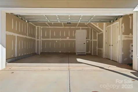 2016 Tupelo Grove Lane Gastonia NC 28054