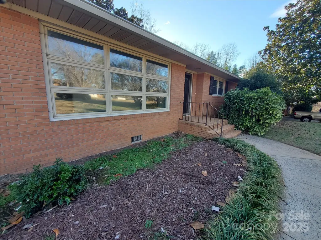 1303 Hunt Street Shelby NC 28152