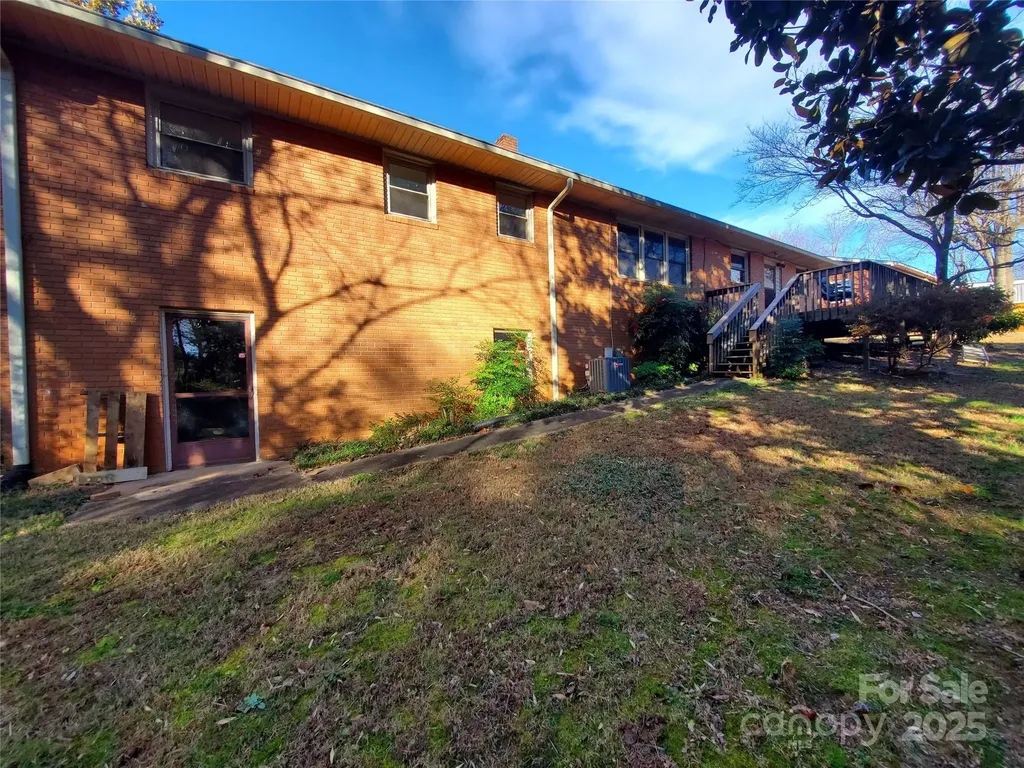 1303 Hunt Street Shelby NC 28152