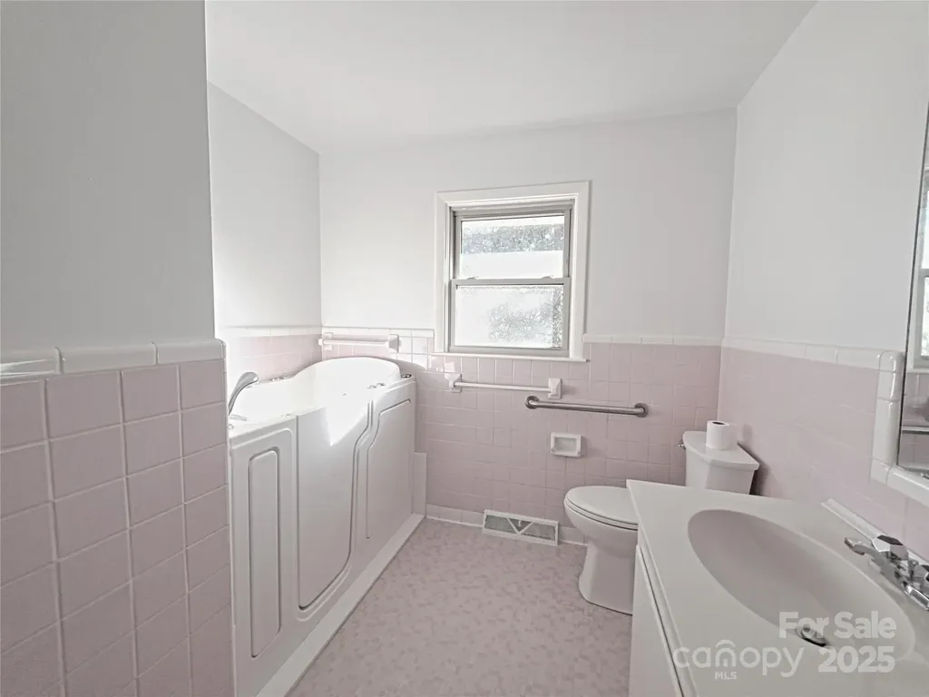 1303 Hunt Street Shelby NC 28152