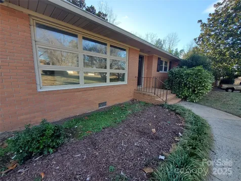 1303 Hunt Street Shelby NC 28152